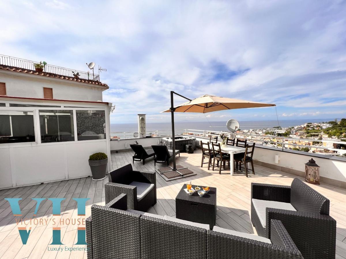Villa Victory'S Luxury House With Jacuzzi On The Roof à Casamicciola Terme Extérieur photo