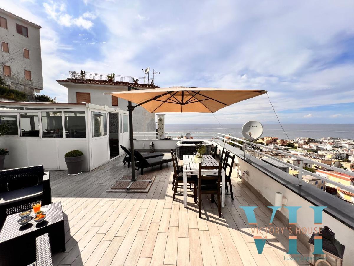 Villa Victory'S Luxury House With Jacuzzi On The Roof à Casamicciola Terme Extérieur photo